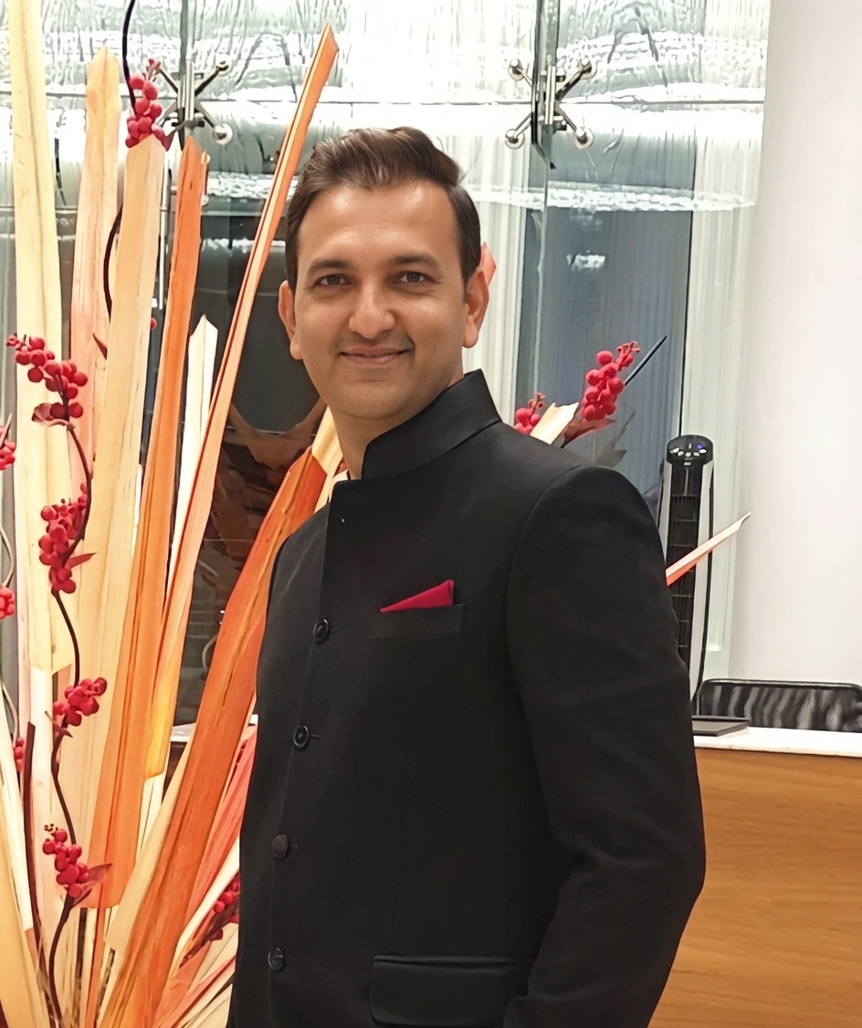 Mr. AMIT BHATEVARA
